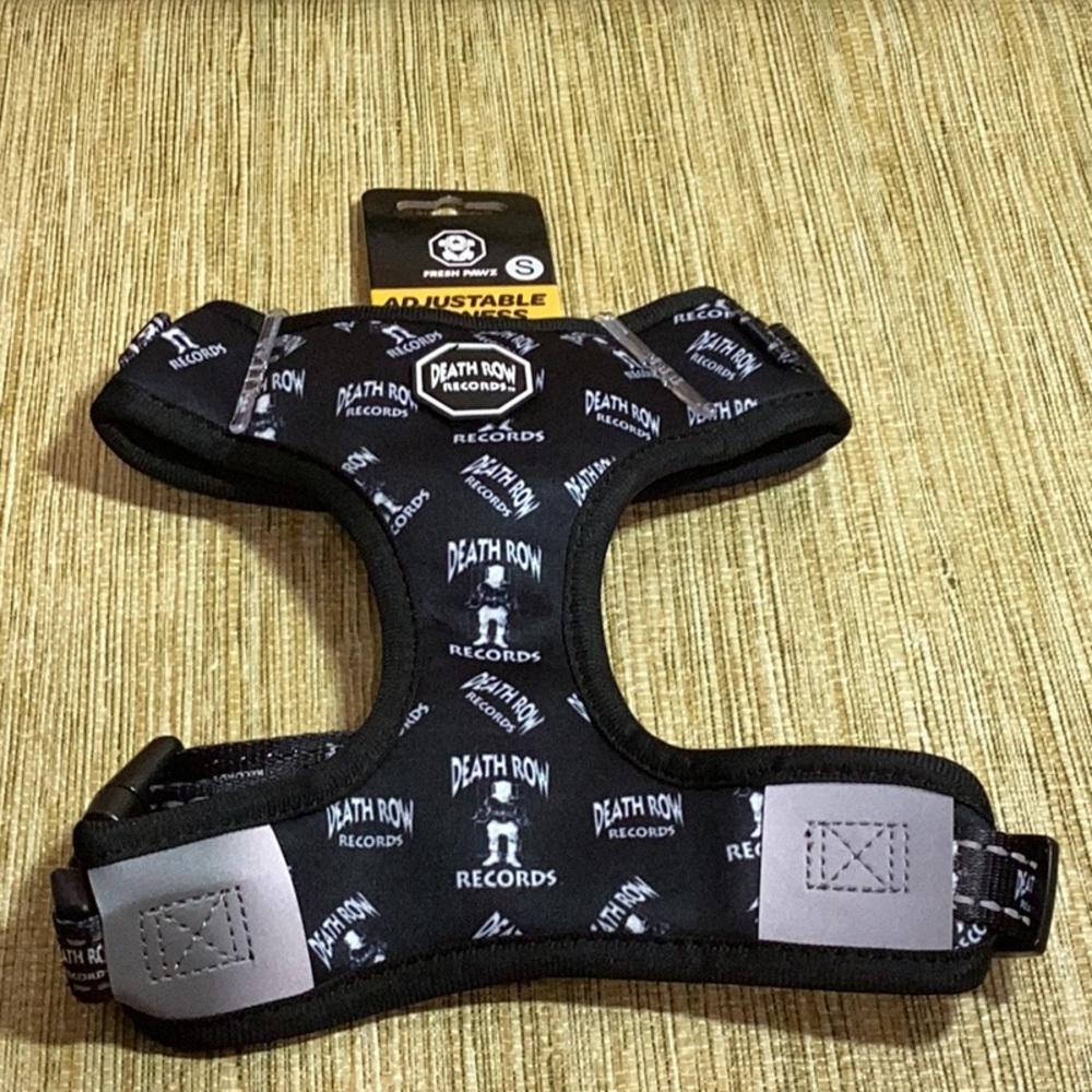 New Fresh Pawz Death Row Records Adjustable Dog Harness size small